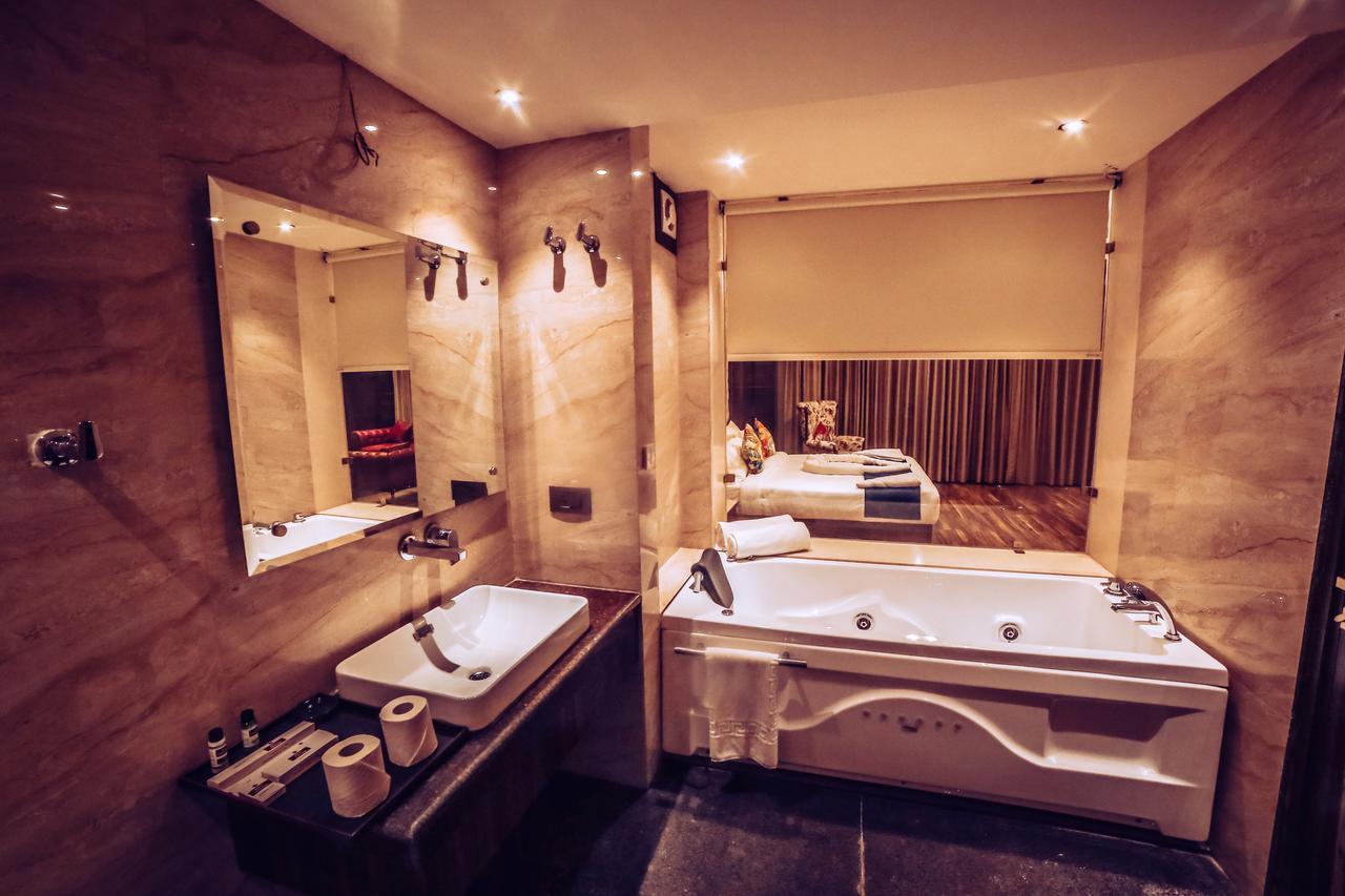 Hotel Vintage Panchkula Buitenkant foto