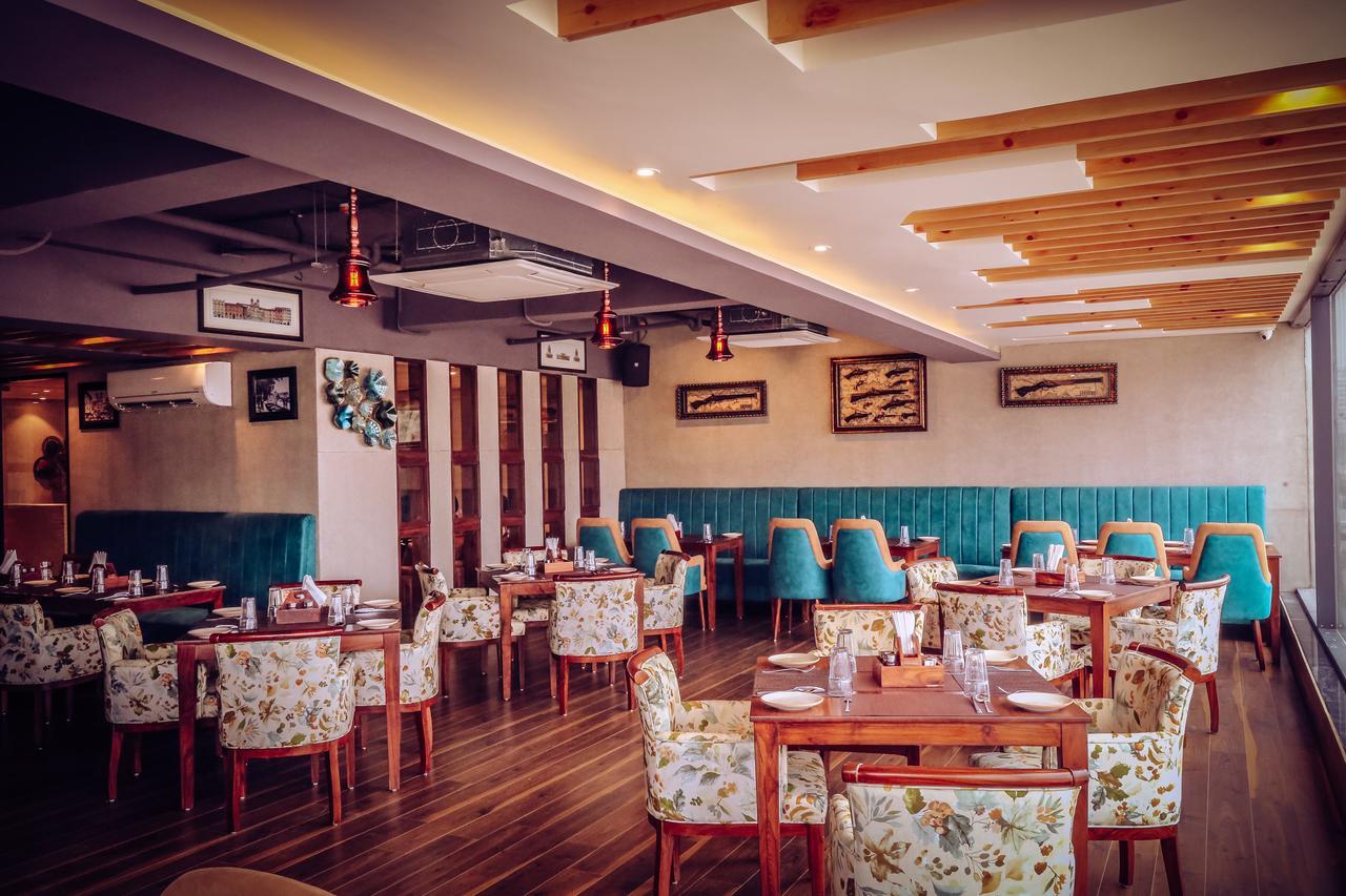 Hotel Vintage Panchkula Buitenkant foto